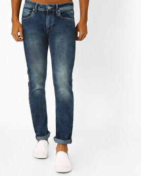Jeans for Men: Buy Men's Branded Jeans & Denim Jeans | Ajio